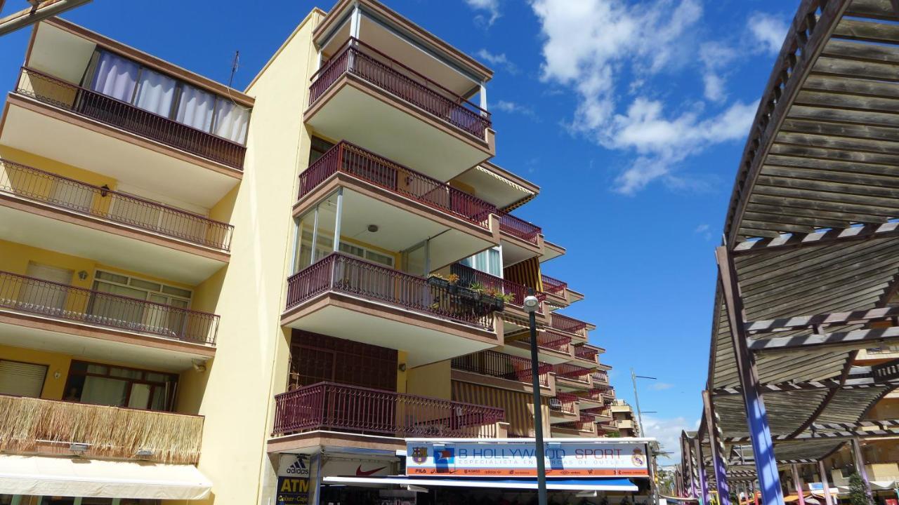 Apartamentos Alfonso I Palmyra Salou Buitenkant foto